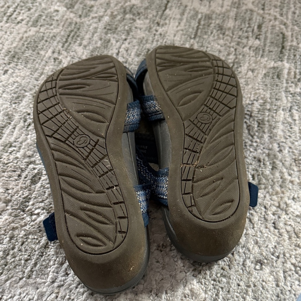 BareTraps Blue and Gray Adjustable Slide Sandals - Picture 2 of 3